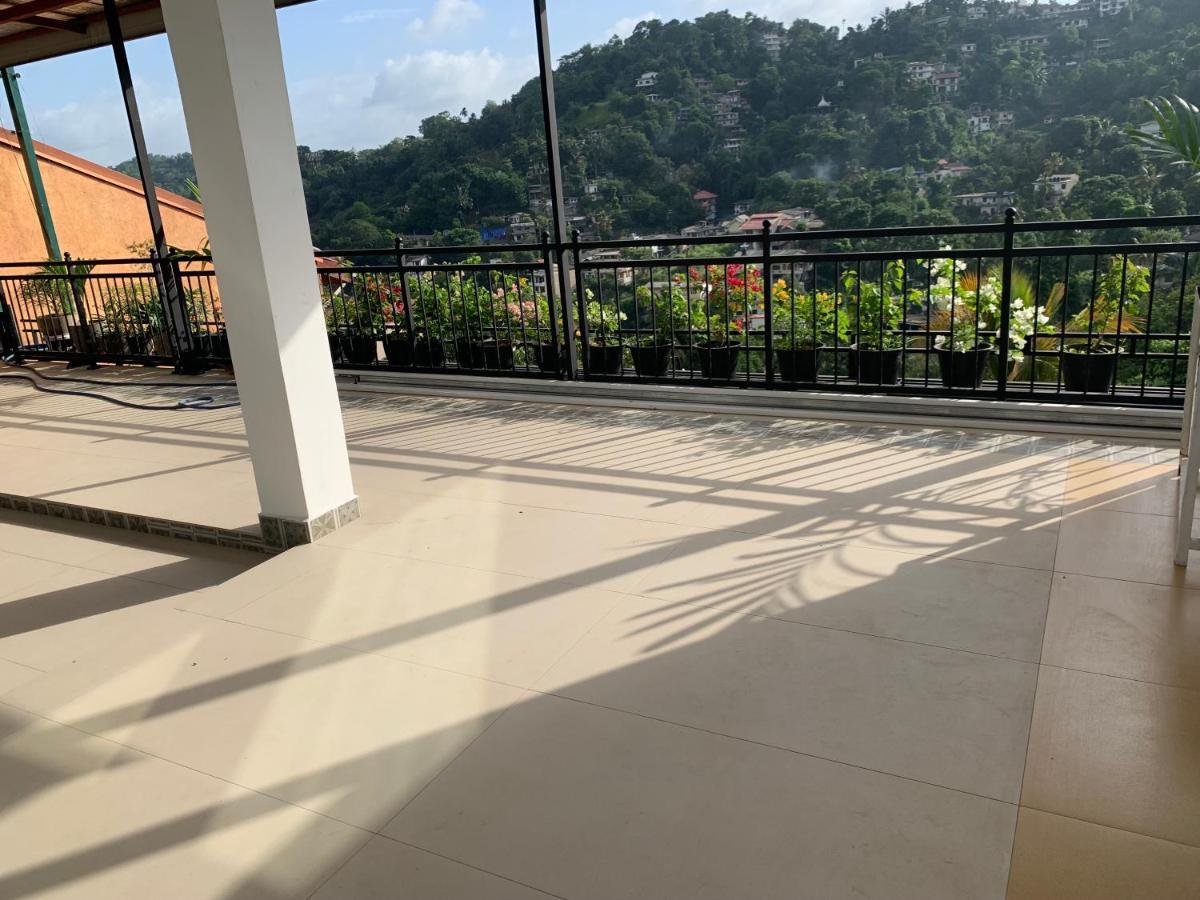 Luxury Apartment The Walkers Nest Kandy Exterior foto