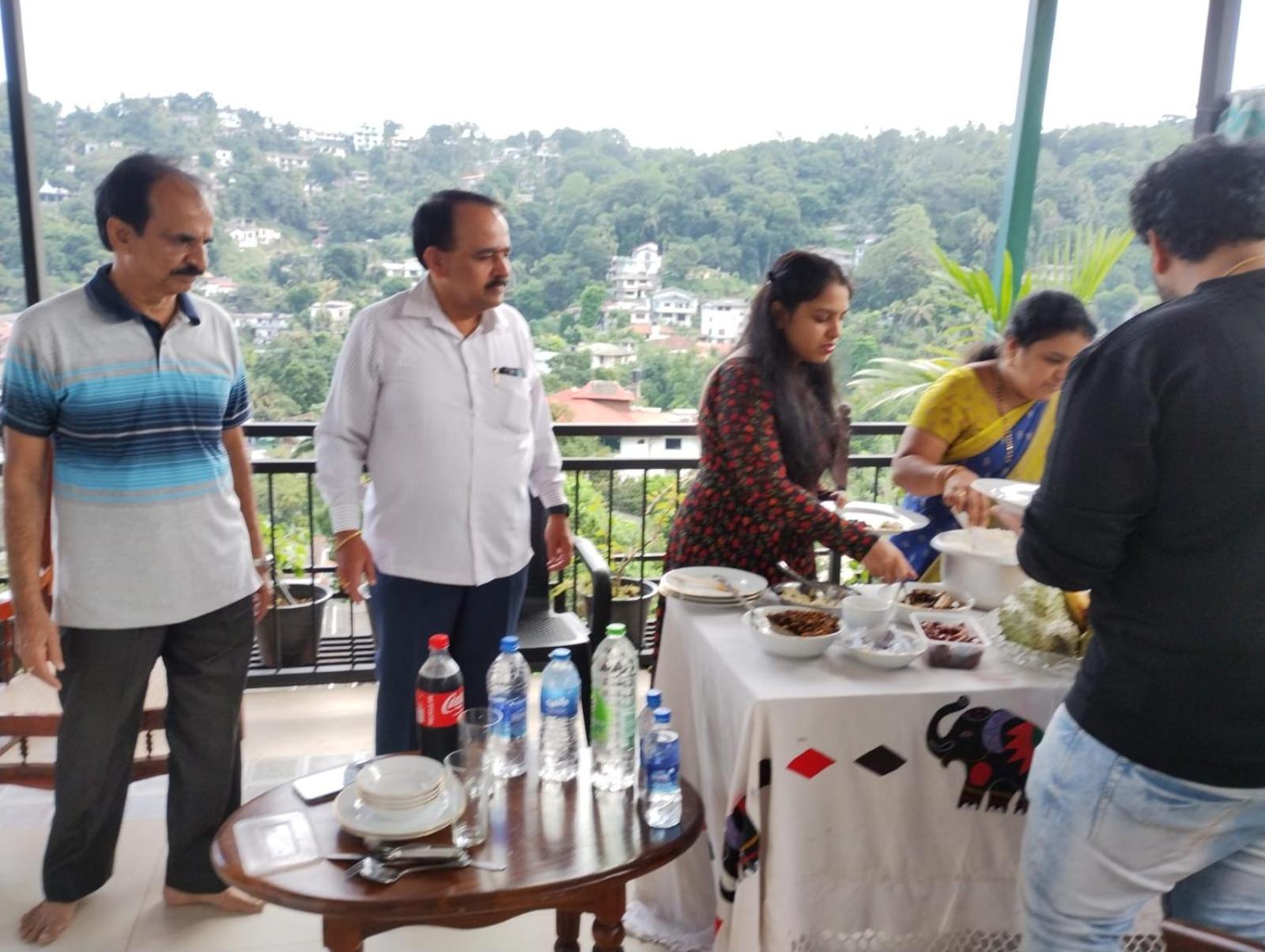 Luxury Apartment The Walkers Nest Kandy Exterior foto